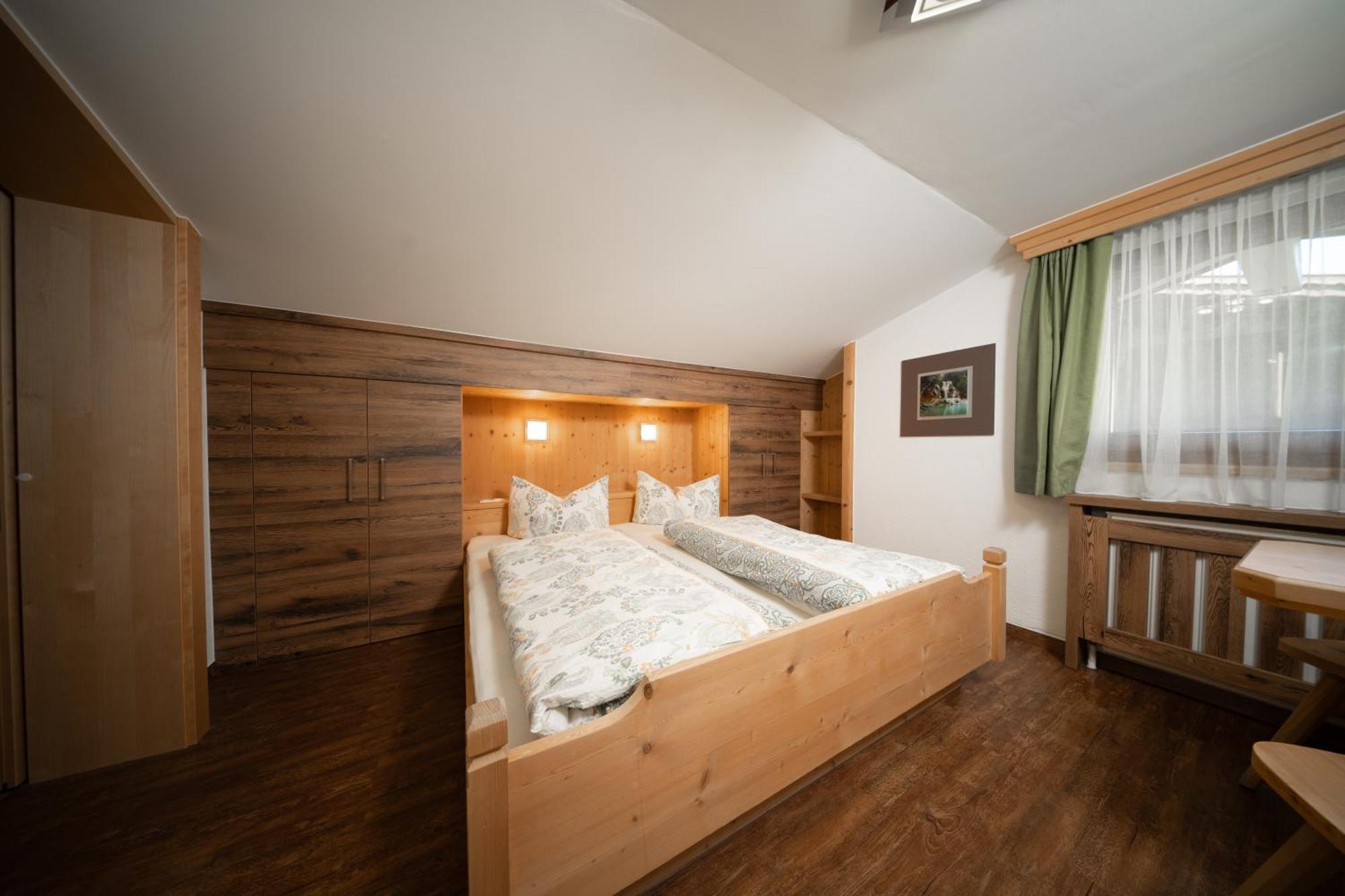 Haus Alexander Apartment Längenfeld Екстериор снимка