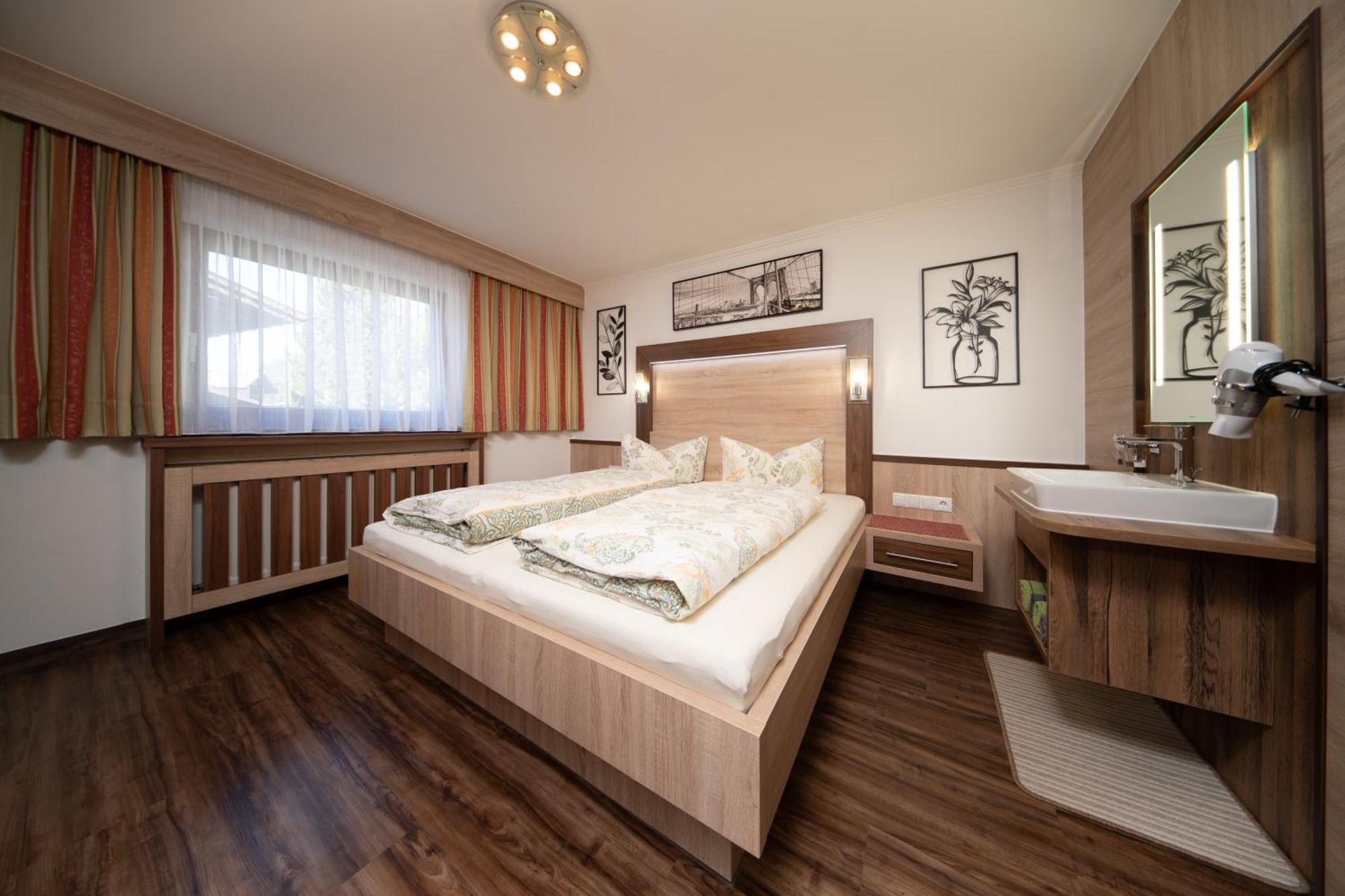 Haus Alexander Apartment Längenfeld Екстериор снимка